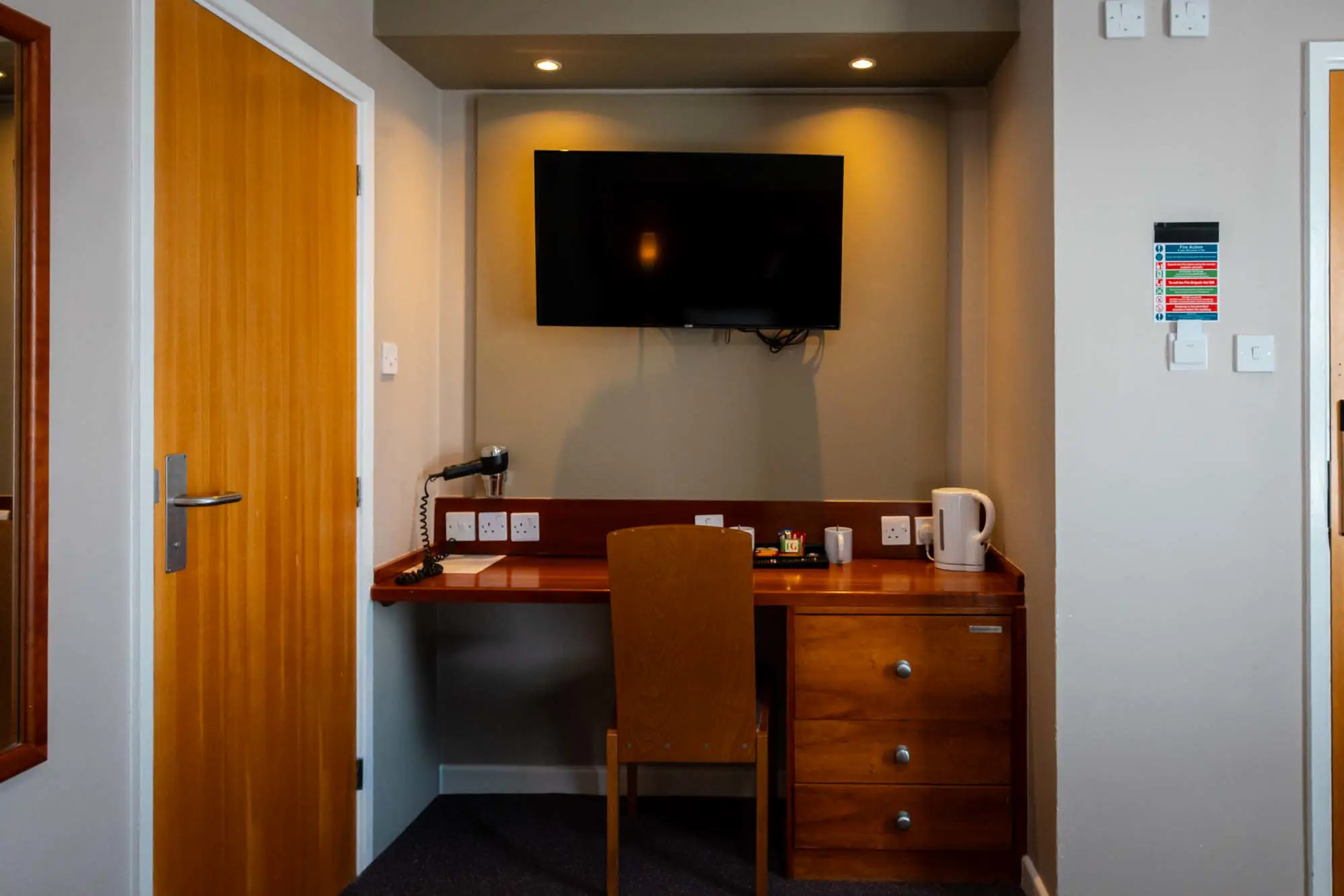 Executive Family Room